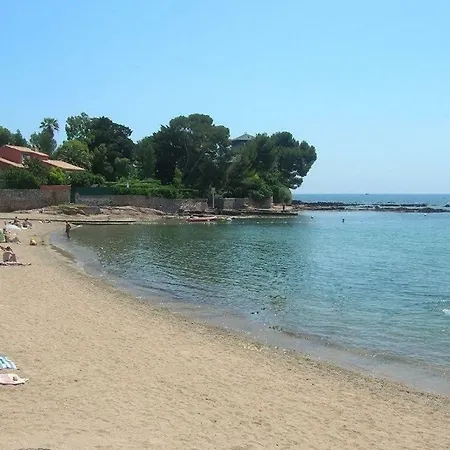 Le Hameau Des Pins Apartamento *